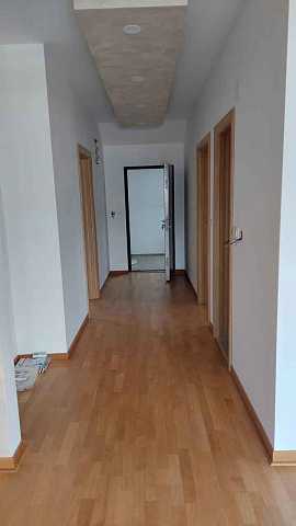 Zwei -Schlafzimmer -Wohnung in Budva in der Nähe der Altstadt — photo 5